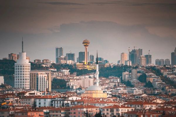 Kapak görseli: Ankara Travel Guide: Historical and Cultural Sites of the Capital