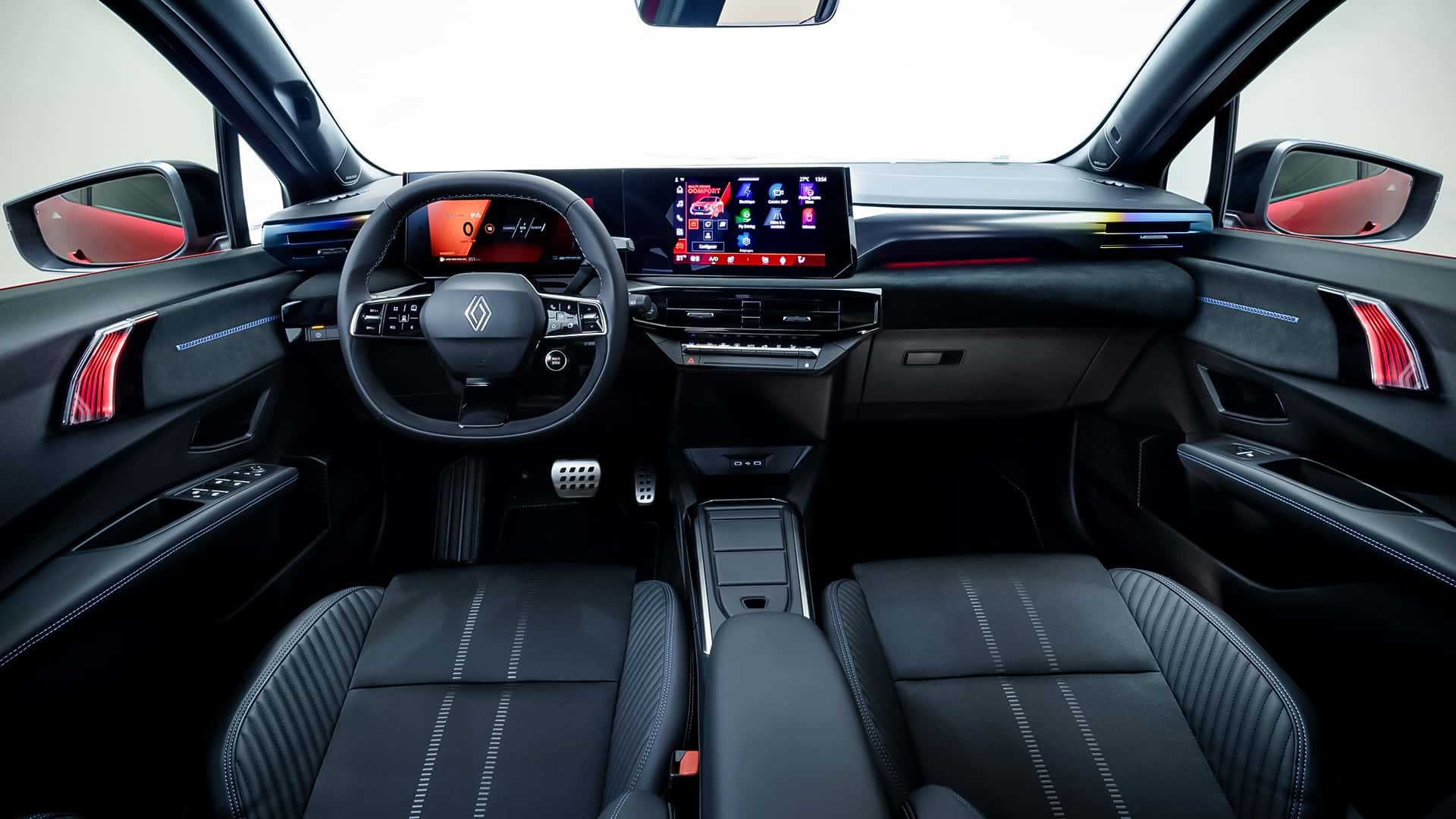 Renault Clio 2026 iç mekan openR Link multimedya ekranı